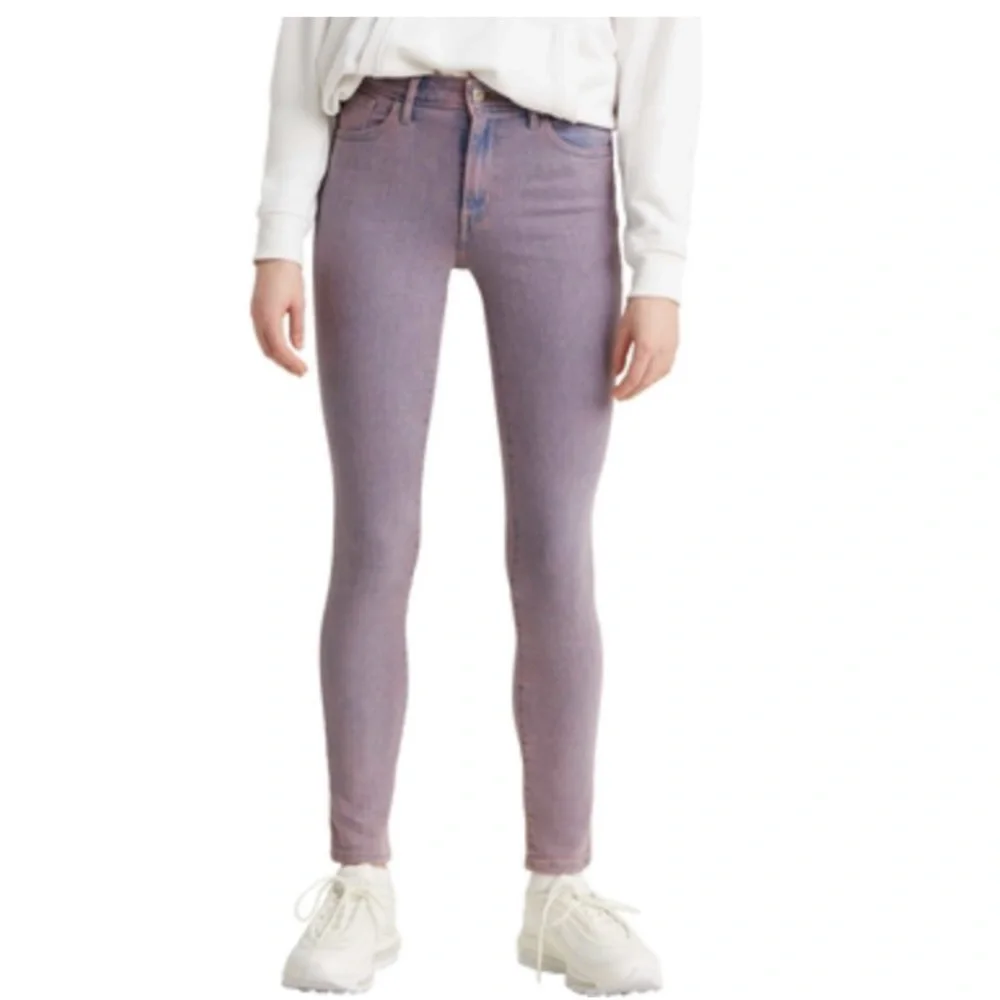 🆕 Levi's 721 High Rise Skinny Jeans